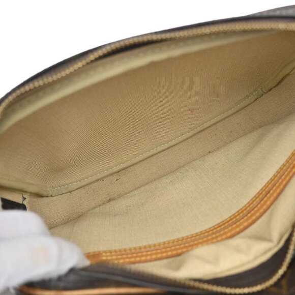 LOUIS VUITTON Reporter PM Crossbody Shoulder Bag Monogram Leather - Picture 12 of 16